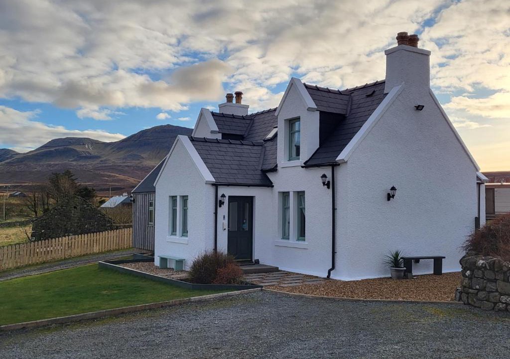 Staffin Bed & Breakfast | An Cnoc Bed & Breakfast