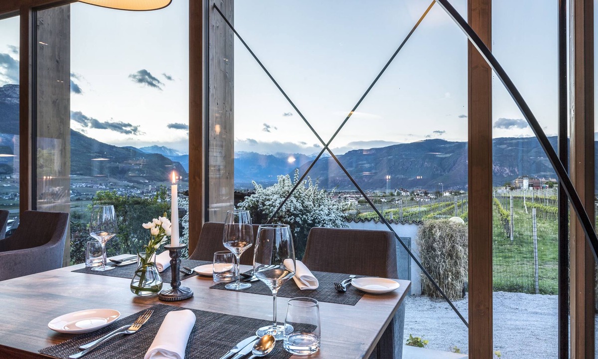 Appiano Sulla Strada del Vino Hotel | Ansitz Rungghof