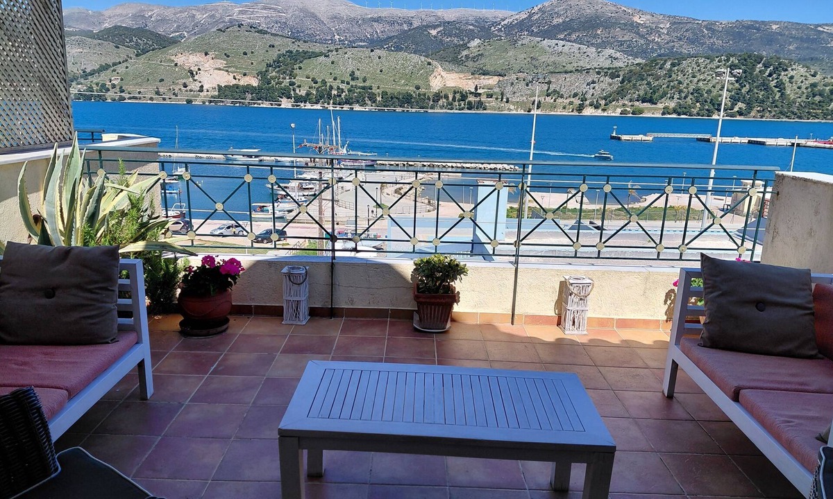 Argostoli Town Apartment | Anatoli - 2 Bedroom Apartment in Argostoli with Stunning Sea and Mountain Views