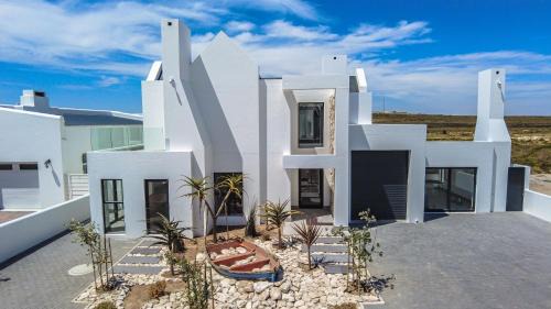 Paternoster Apartment | Anchorage 1 & 2