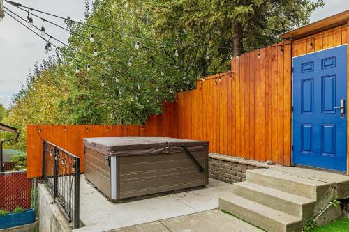 Fairview House | Anchorage City Spacious 6bdr - Entire Complex