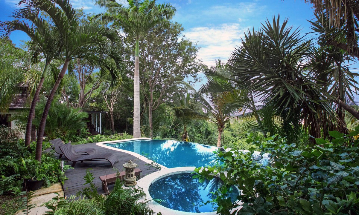 The Rock House | Ancient Grove One, 5 bedroom villa, Infinity pool, Ocean Views, Lush Gardens