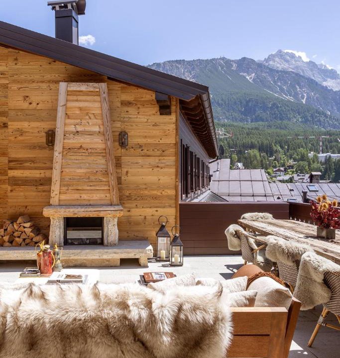 Cortina d'Ampezzo Historic Centre Hotel | Ancora Cortina - The Leading Hotels of the World