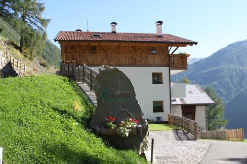 Madonna di Senales Apartment | Anderleithof