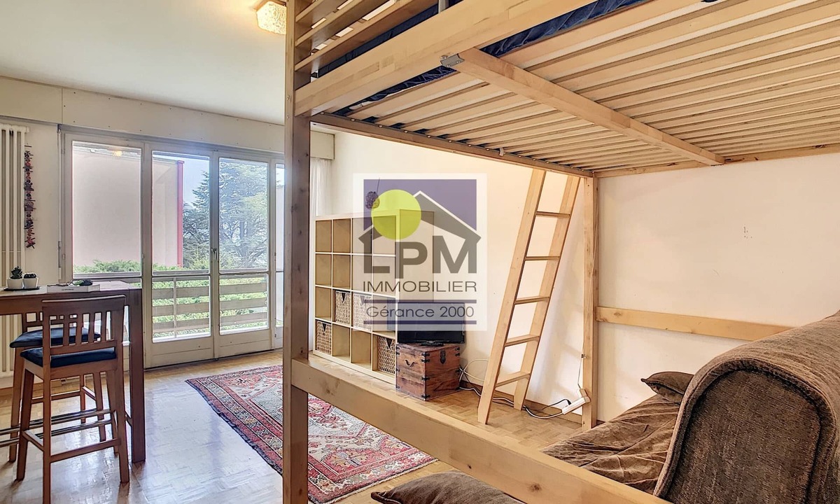 Leysin Apartment | Andersen 01 Charming 25m2 studio ideal for a couple, located in the centre of the village and near t