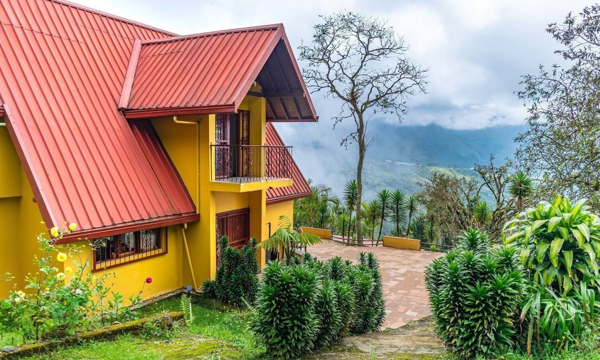 Angelopolis Ski Chalet | Andes Mountains Refuge w/Avacado Farm and Organic Garden