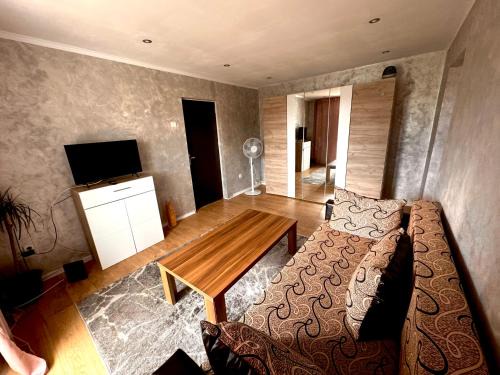 Petrosani Apartment | Andra apartament
