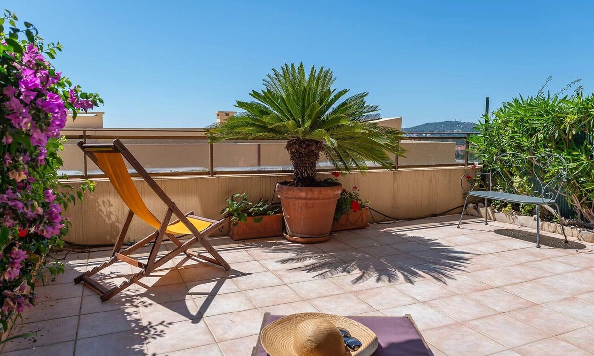 Beaulieu-sur-Mer Apartment | ANDREA
