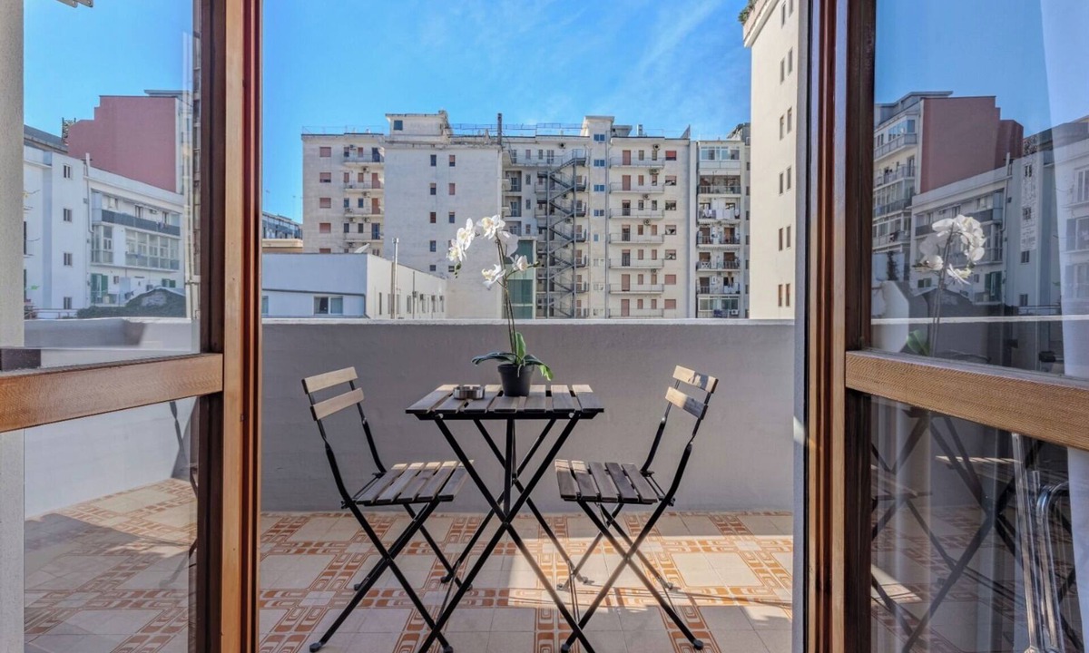Municipio 2 Apartment | Andrea's home Bari