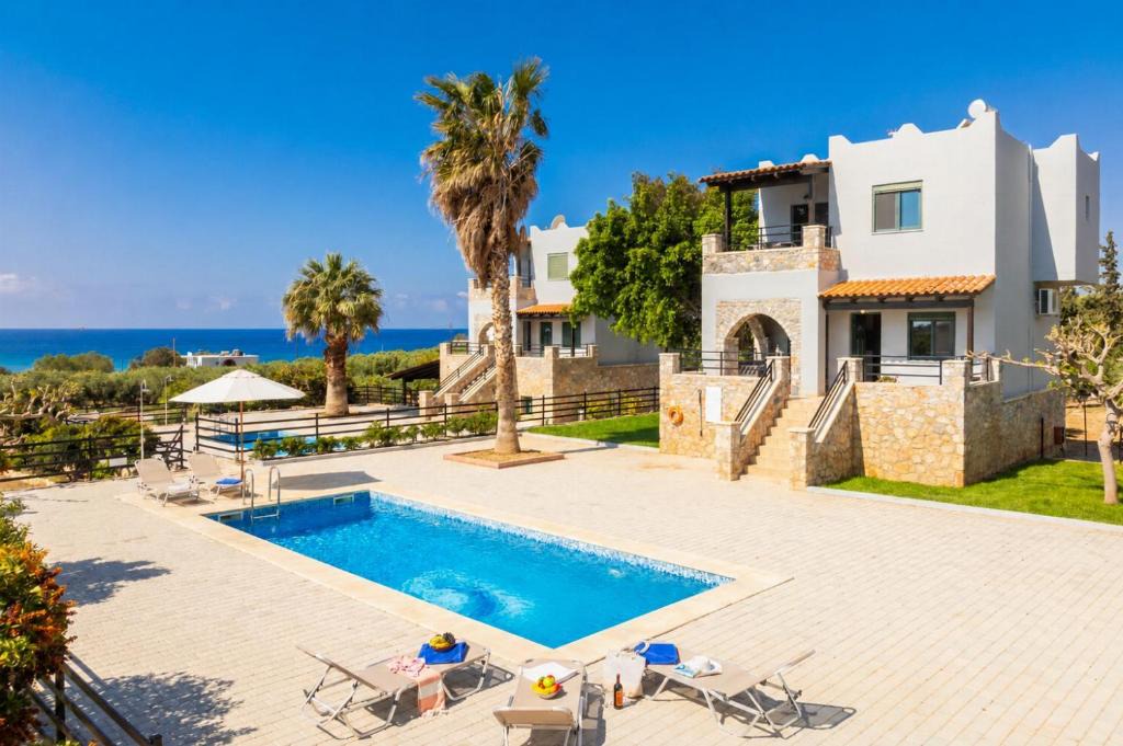 Fragkokastello Villa | Andreas Beach Villa