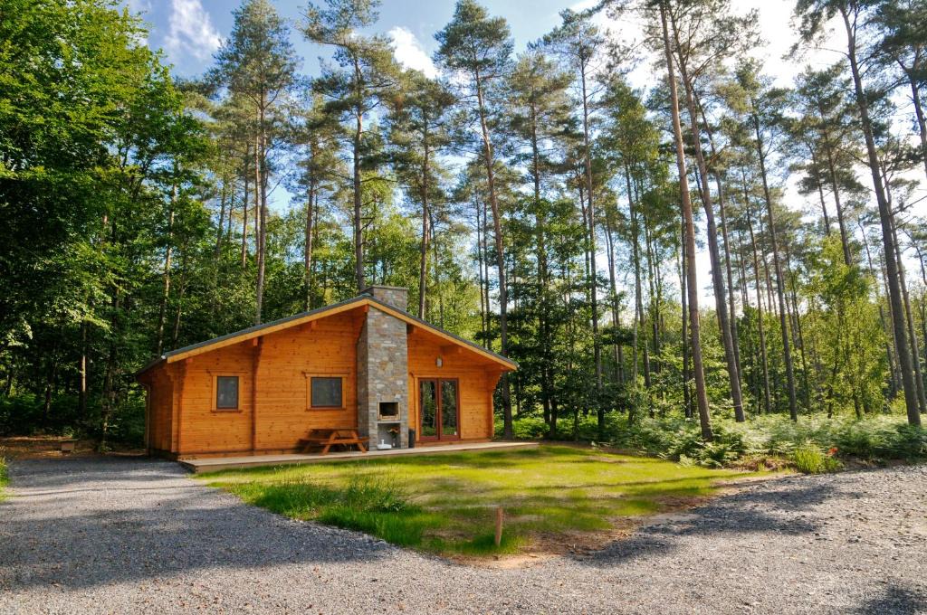 Oignies-en-Thierache House | Anemoon