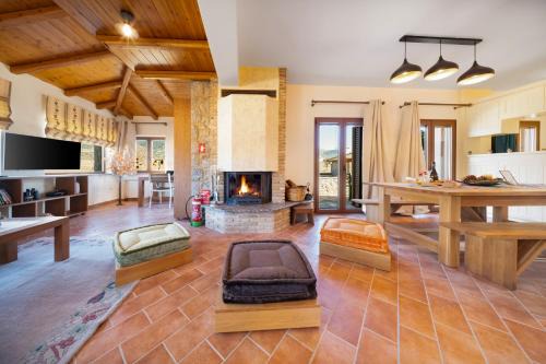 Distomo-Arachova-Antikyra Villa | Anemos Mountain Villa - A Perfect Mountain Retreat