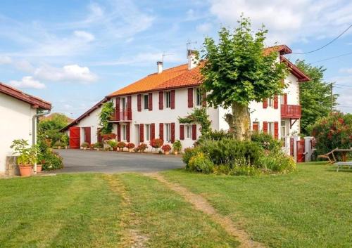 Saint-Palais House | Anetania