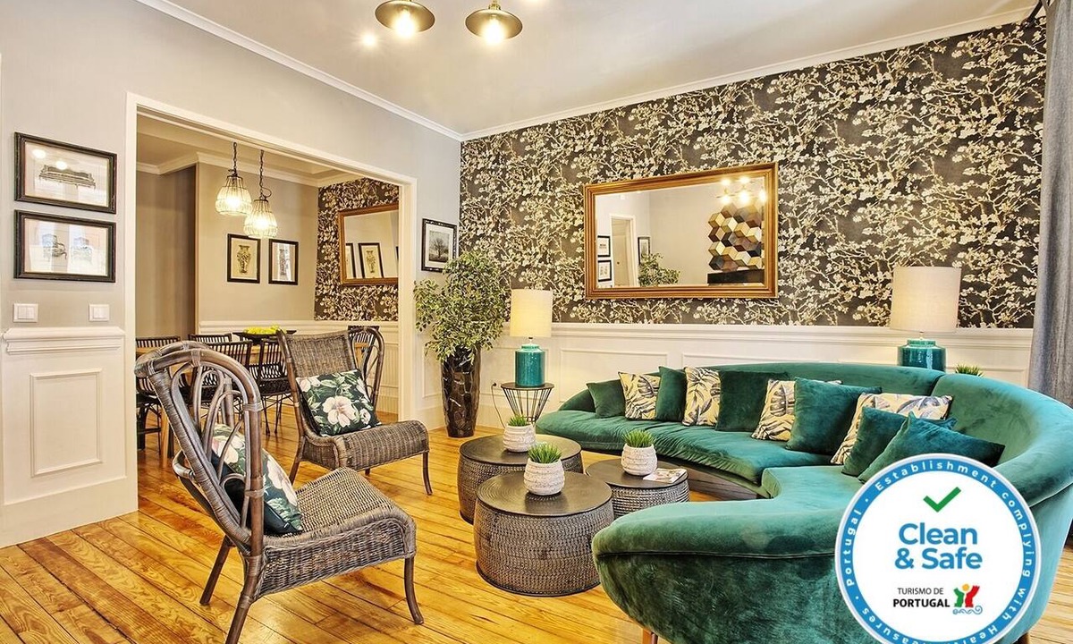 Lisbon Old Town Apartment | Angel's Chic