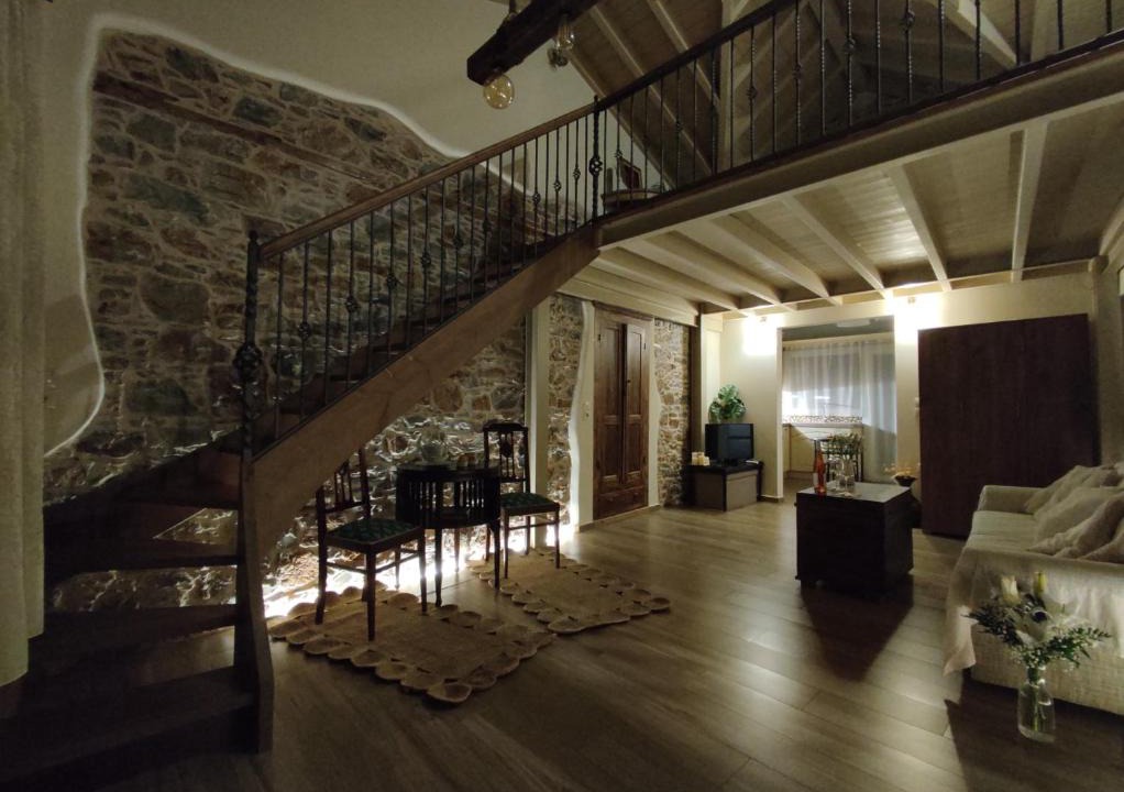 Vathi Apartment | Angel's Suites 2