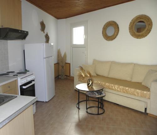 Chios Town Apartment | Angela's Nest