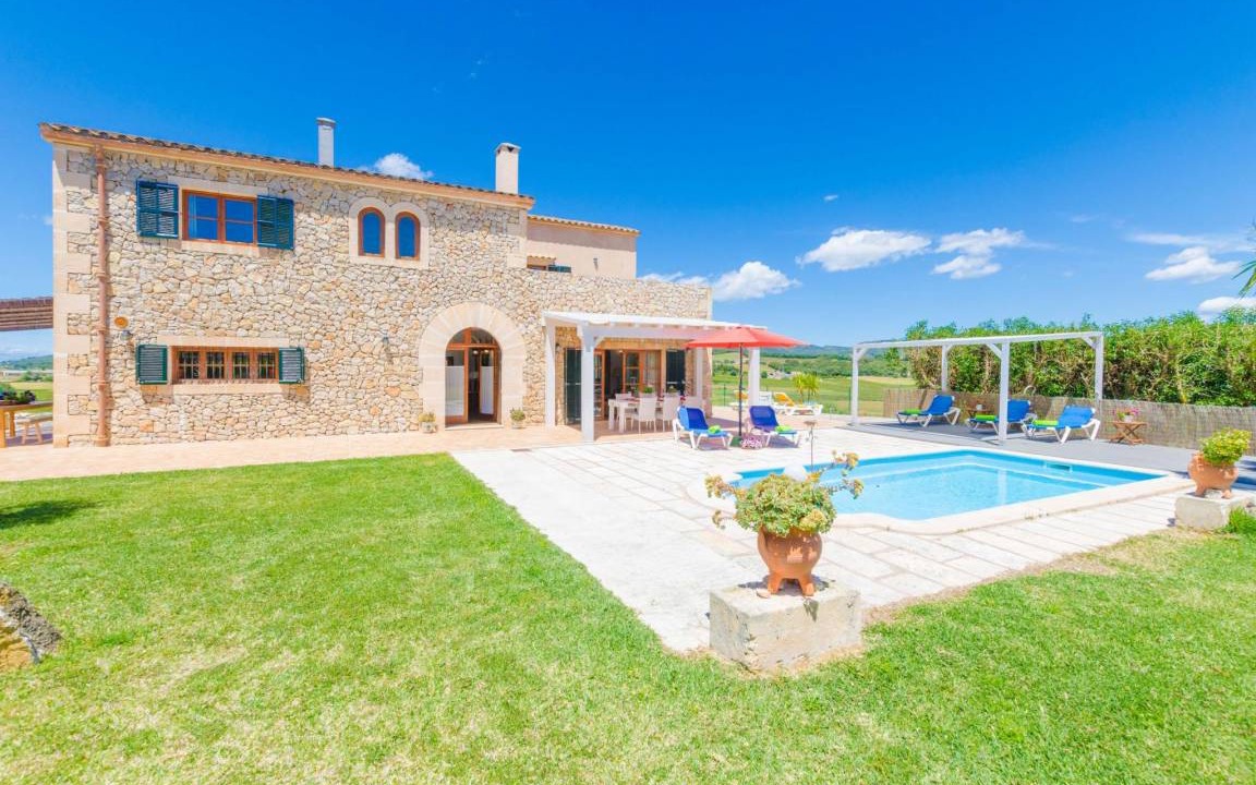 Manacor Villa | ANGIGAL