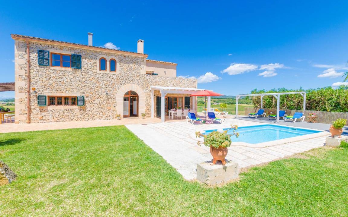 Manacor House | Angigal