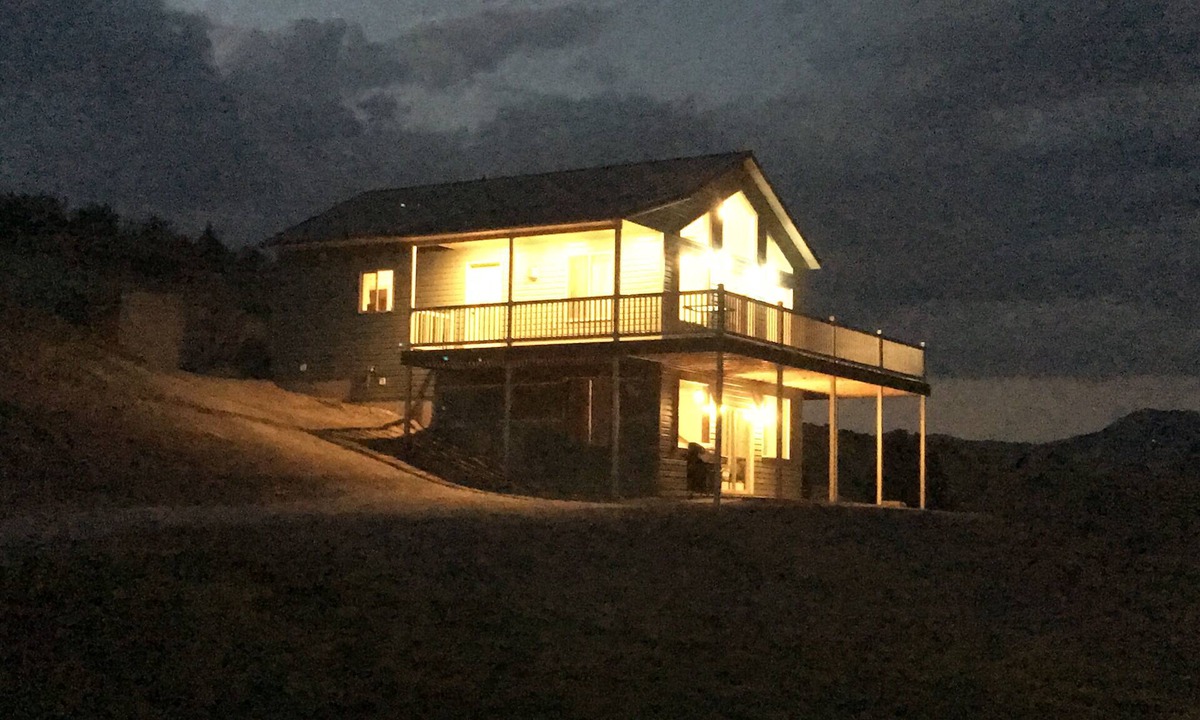 Lava Hot Springs Cabin | Angileen's Place at Canyon Creek - A Cabin Getaway Touched by Nature!