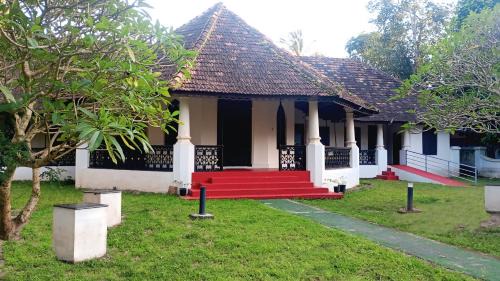 Vazhicherry Ward House | Anna's Heritage bungalow