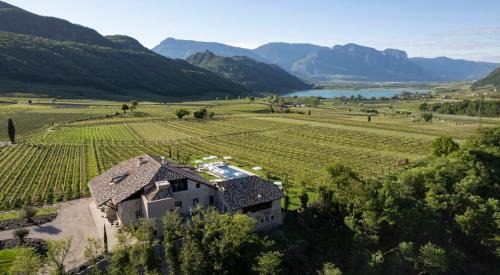 Caldaro Sulla Strada del Vino Bed & Breakfast | Ansitz Battisti Suites