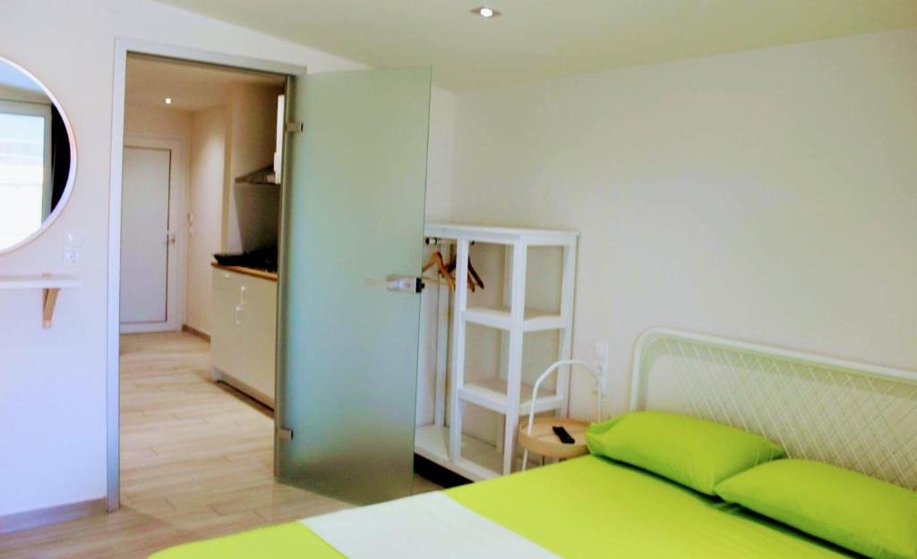 Sarti Apartment | Anthia House