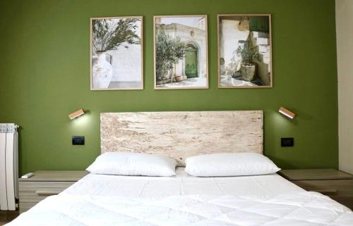 Caiazzo House | Anticoleum Room