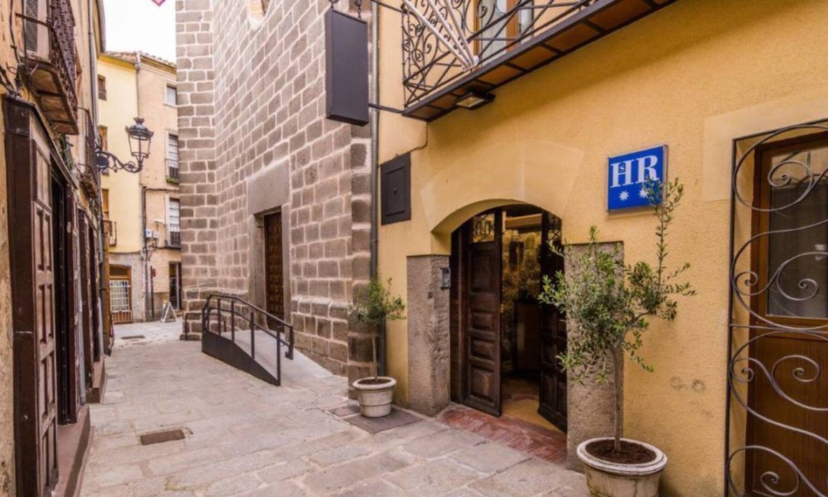 Old Town of Avila Hostel | Antika Snoga