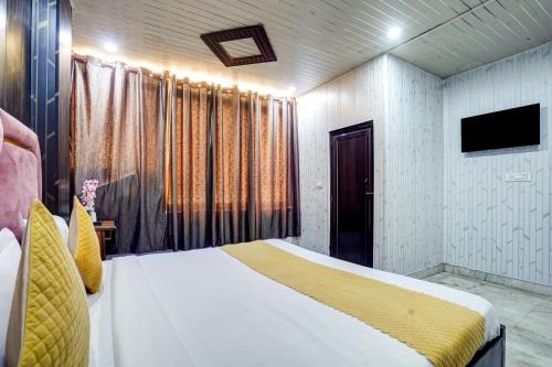 New Delhi House | Anvit Residency - By The Arrow