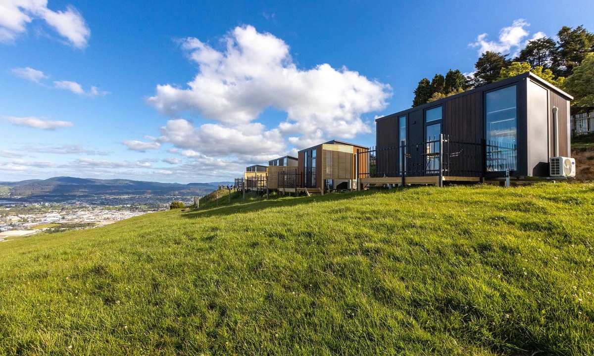 Kawaha Point House | Aorangi Peak Cabins 4 by Tiny Away