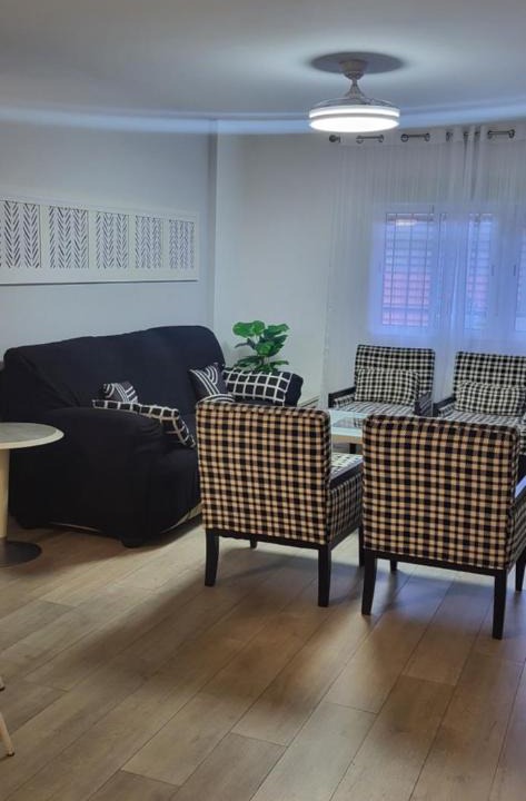 Pinto Apartment | Aparamento WARNER 8 PERSONAS