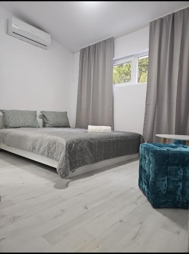 Arad Apartment | Apartament duplex pentru 3-4-5 persoane, Free parking, Self checkin, zona linistita