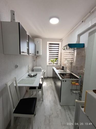 Jibert Apartment | Apartament Flora