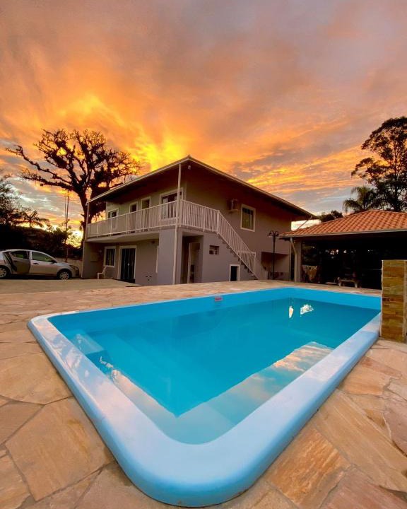 Reta Apartment | Apartamento em chácara com piscina próximo de praias com internet