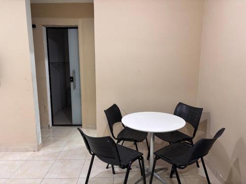 40 Horas Apartment | Apartamento grande e confortável