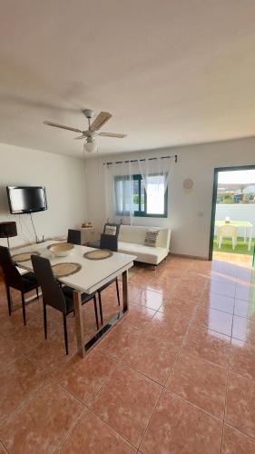 Uga Apartment | Apartamento La Dehesa