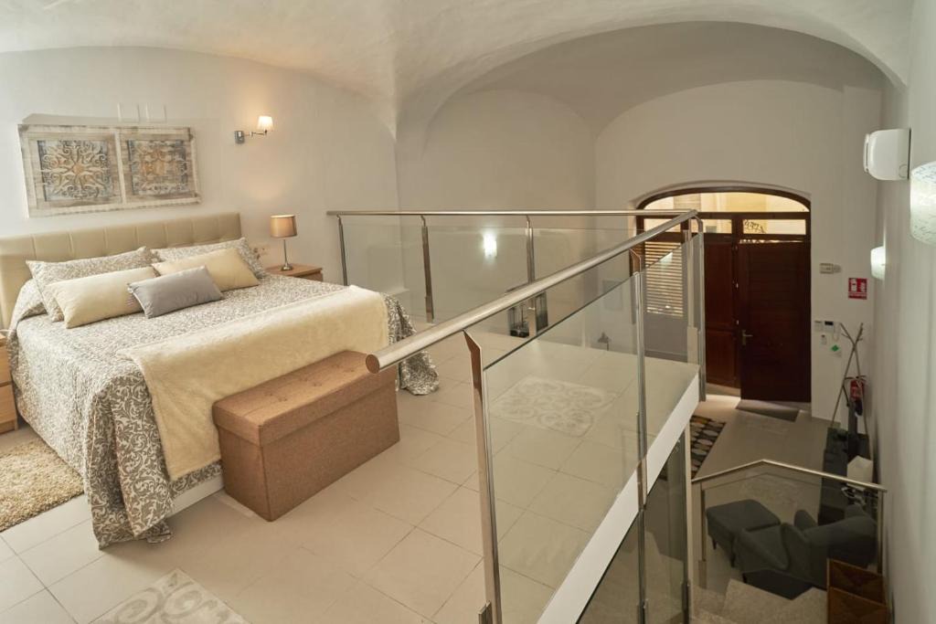 Santiago Apartment | Apartamento Turístico Centro Monumental - Caceres