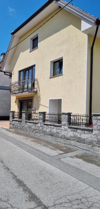 Postojna Apartment | APARTMA ŽELE