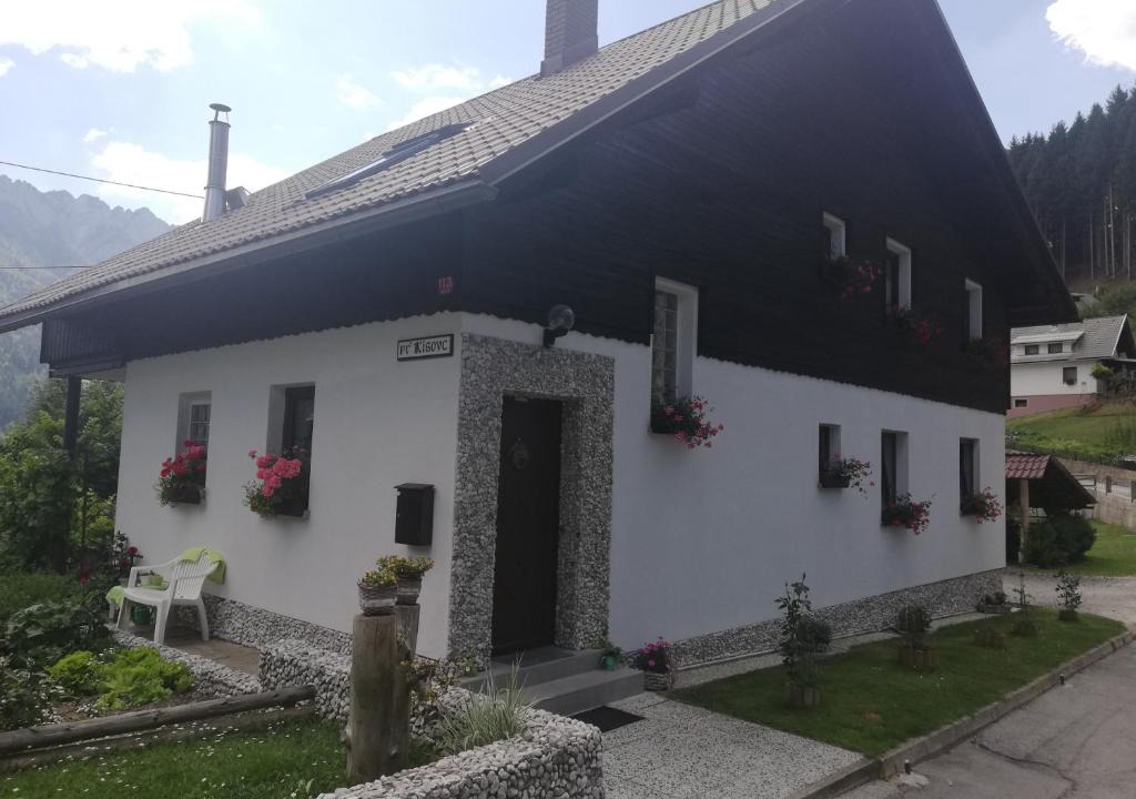 Ratece Apartment | Apartma Arh