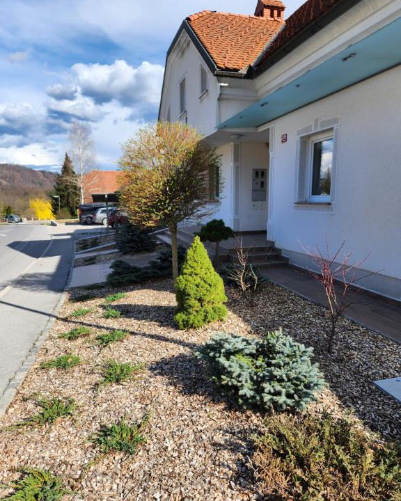Postojna Apartment | Apartma Nika