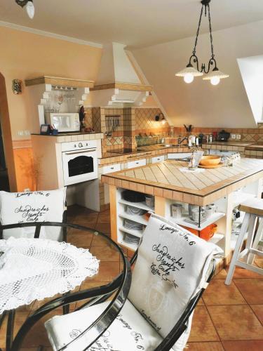 Ribnica Apartment | Apartmaji ARKO