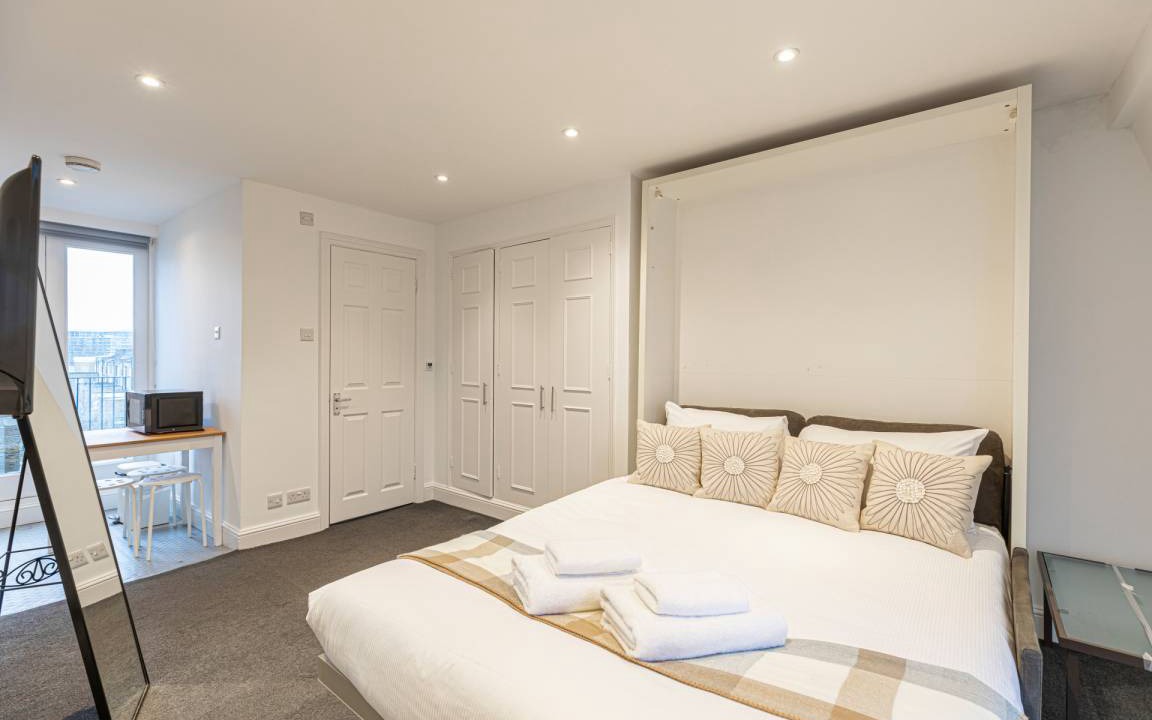Chelsea Riverside Apartment | Apartment ∙ 1 bedroom ∙ 2 guests