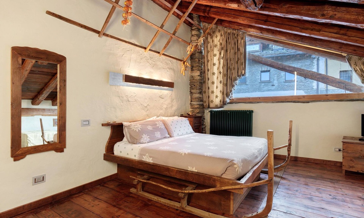 Plan D'introd Apartment | Apartment '3 Eunhlleunno': A Journey into the Past