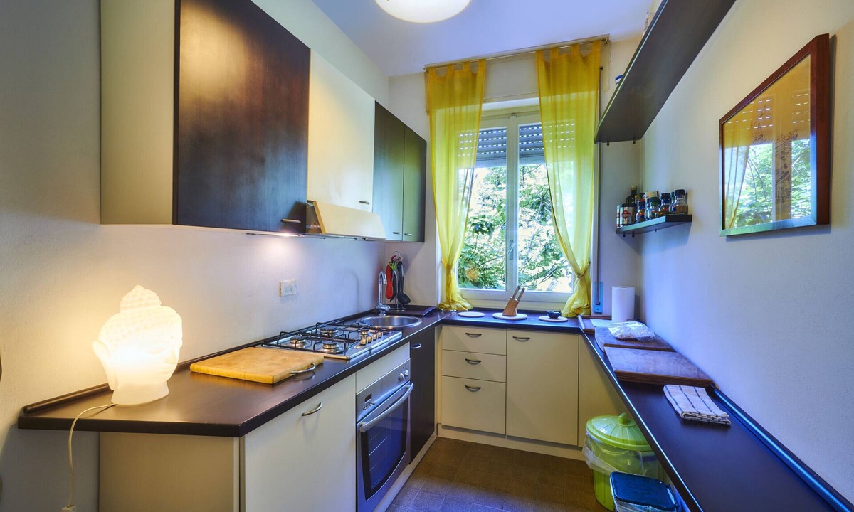 Lecco Apartment | Apartment "5 Minutes from the Centre" with Lake View, Balcony & Wi-Fi