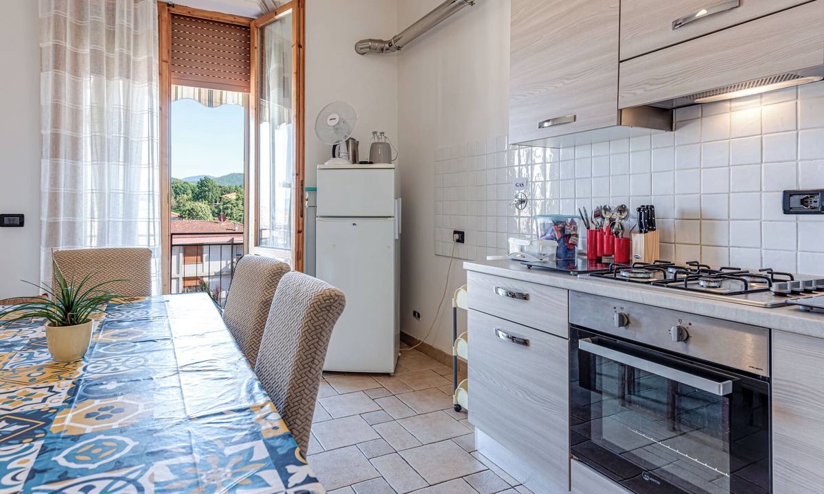San Piero a Sieve Apartment | Apartment 'A Casa Di Bianca Con Terrazza' with Private Terrace, Balcony and Wi-Fi