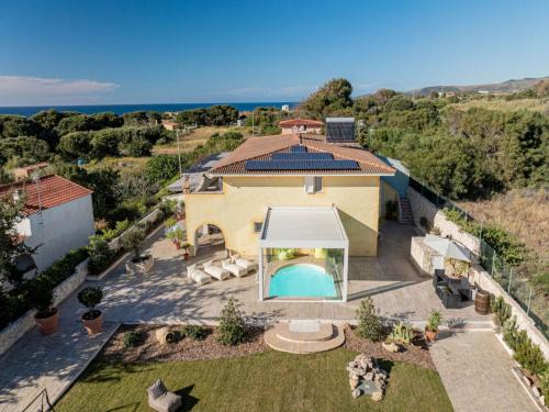 Eden Beach Apartment | Apartment Ammentos by Interhome