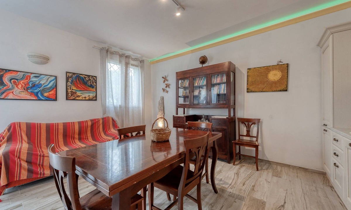 Lizzanello Apartment | Apartment 'Anghelos - Cagginara' with Shared Terrace, Air Conditioning, Garden & Barbecue