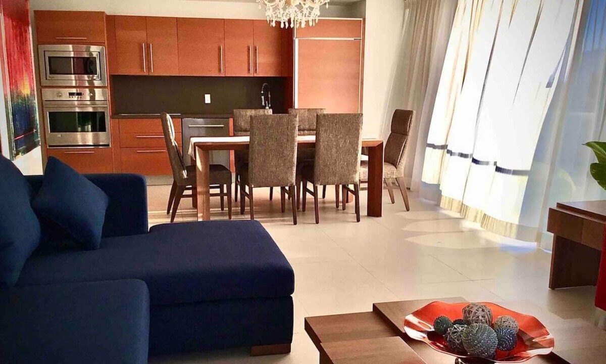 North Hotel Zone Apartment | Apartment & Beach Icon Vallarta