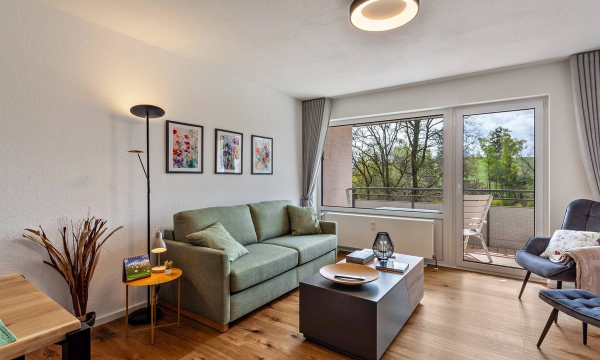 Gudenhagen Apartment | Apartment 'Berg und Tal' – Your Base for Winter Sports, Hiking & Cycling