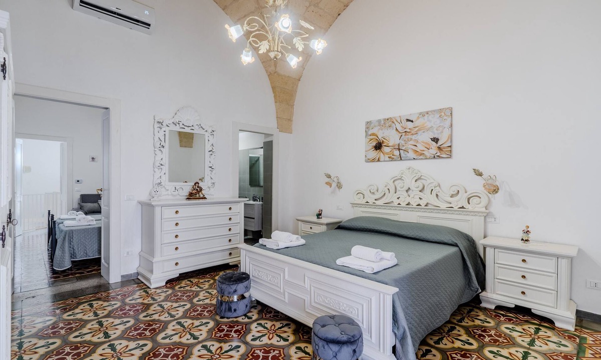 Giurdignano Apartment | Apartment 'Bilocale' with Private Terrace and Air Conditioning